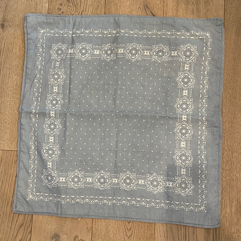 Serena & Lily Pillow Cover - 24” Square
